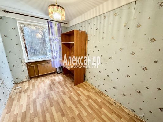 Продам комнату в 3-комн. квартире, Художников пр-кт, 5к3, Санкт-Петербург г