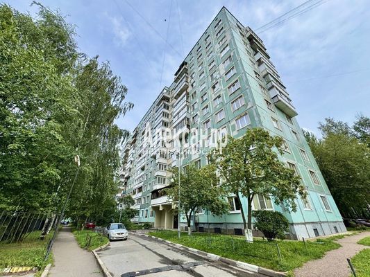 Продам комнату в 3-комн. квартире, Художников пр-кт, 5к3, Санкт-Петербург г