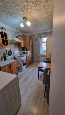 Продам трехкомнатную (3-комн.) квартиру, Ватутина ул, 3, Можайск г