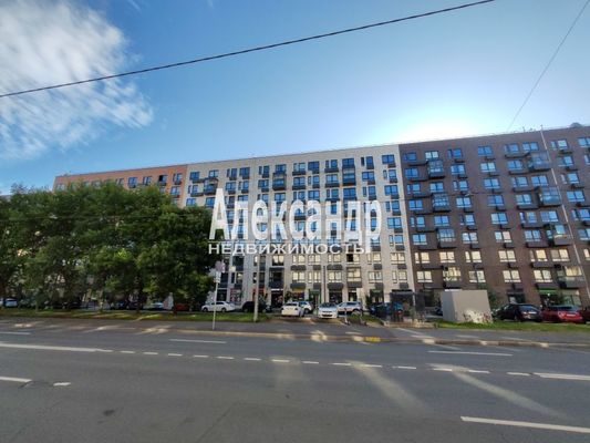 Продам коммерческое помещение 94 м2, Большой Сампсониевский пр-кт, 69к3, Санкт-Петербург г