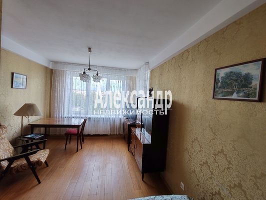 Сдам однокомнатную (1-комн.) квартиру, Купчинская ул, 17к4, Санкт-Петербург г