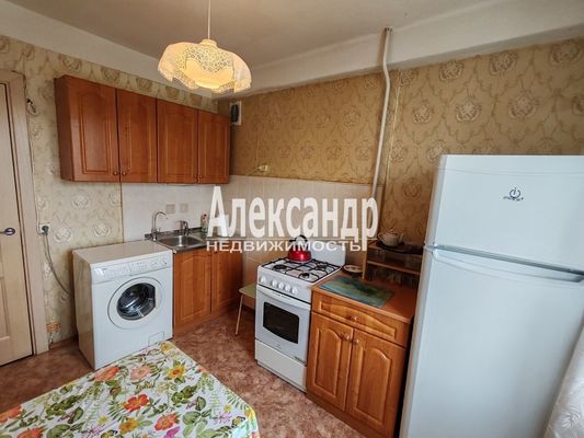 Сдам однокомнатную (1-комн.) квартиру, Купчинская ул, 17к4, Санкт-Петербург г
