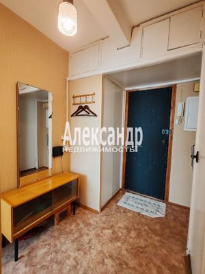 Сдам однокомнатную (1-комн.) квартиру, Купчинская ул, 17к4, Санкт-Петербург г
