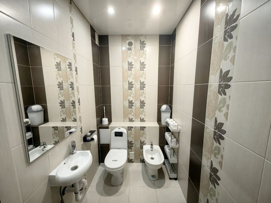 Продам многокомнатную квартиру, Карла Маркса ул, 73, Ишим г