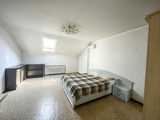 Продам многокомнатную квартиру, Карла Маркса ул, 73, Ишим г