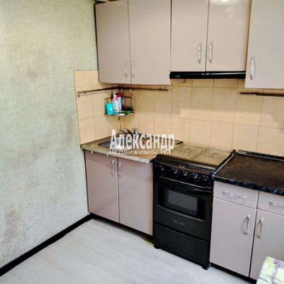 Продам однокомнатную (1-комн.) квартиру, Сухова ул, 2А, Выборг г