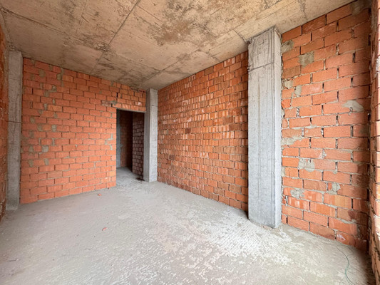 Продам трехкомнатную (3-комн.) квартиру, Ашурова ул, 1, Нальчик г