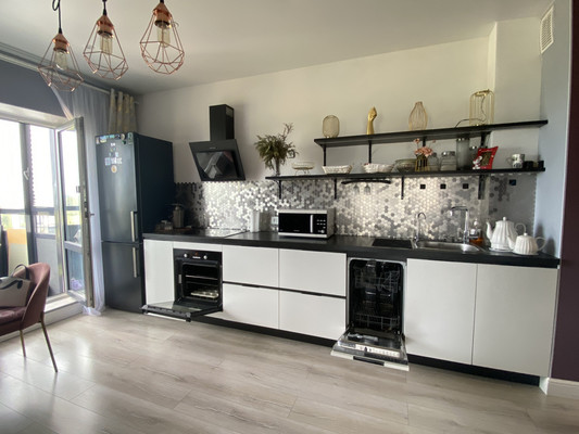 Продам двухкомнатную (2-комн.) квартиру, Иоанна Кронштадтского ул, 17, Старая д