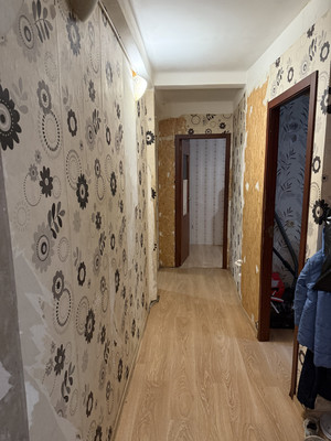 Продам трехкомнатную (3-комн.) квартиру, Павловская ул, 54А, Колпино г