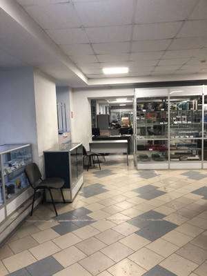 Продам коммерческое помещение 303 м2, Ленинский пр-кт, 5, Воронеж г