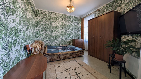 Продам двухкомнатную (2-комн.) квартиру, Вампилова ул, 44, Иркутск г