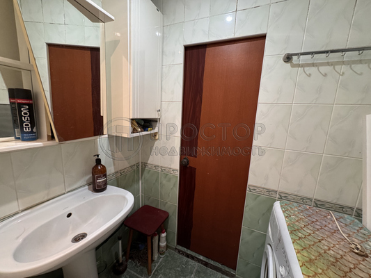 Продам комнату в 2-комн. квартире, Кантемировская ул, 20к1, Москва г