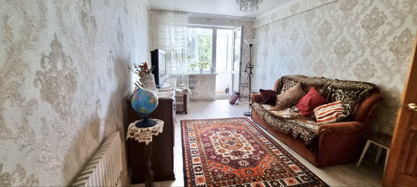 Продам трехкомнатную (3-комн.) квартиру, Молодой Гвардии ул, 68, Брянск г