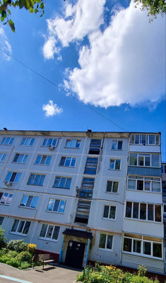 Продам трехкомнатную (3-комн.) квартиру, Молодой Гвардии ул, 68, Брянск г