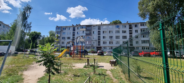 Продам трехкомнатную (3-комн.) квартиру, Молодой Гвардии ул, 68, Брянск г