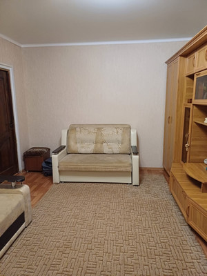 Продам двухкомнатную (2-комн.) квартиру, Великой Победы б-р, 21, Волгодонск г