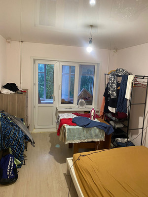 Продам трехкомнатную (3-комн.) квартиру, Победы пр-кт, 72а, Казань г
