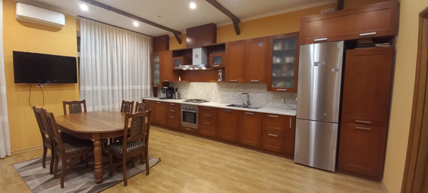 Продам многокомнатную квартиру, Логовская ул, 2, Волгодонск г