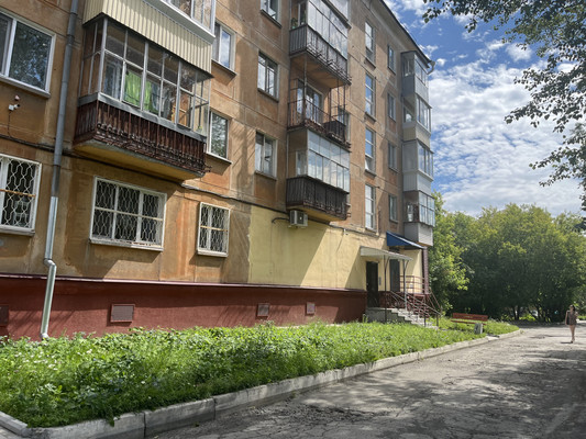 Продам двухкомнатную (2-комн.) квартиру, Пархоменко ул, 119, Нижний Тагил г