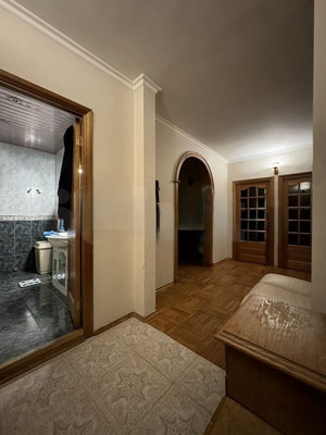 Продам трехкомнатную (3-комн.) квартиру, Миклухо-Маклая ул, 30, Москва г