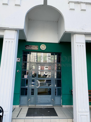 Продам трехкомнатную (3-комн.) квартиру, Подмосковный б-р, 14, Красногорск г
