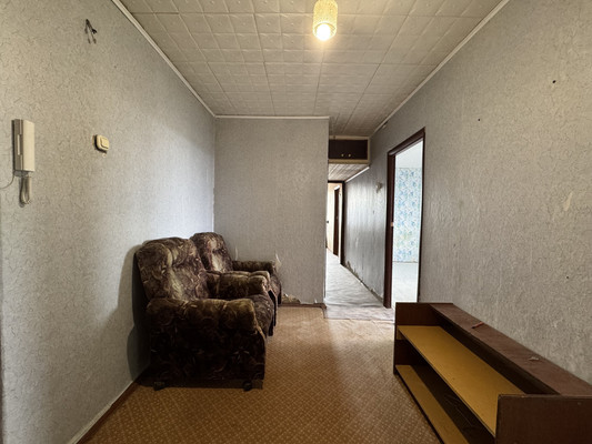 Продам трехкомнатную (3-комн.) квартиру, Урицкого ул, 76, Брянск г