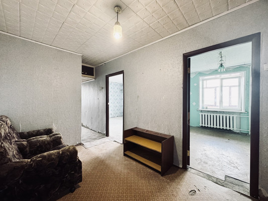 Продам трехкомнатную (3-комн.) квартиру, Урицкого ул, 76, Брянск г