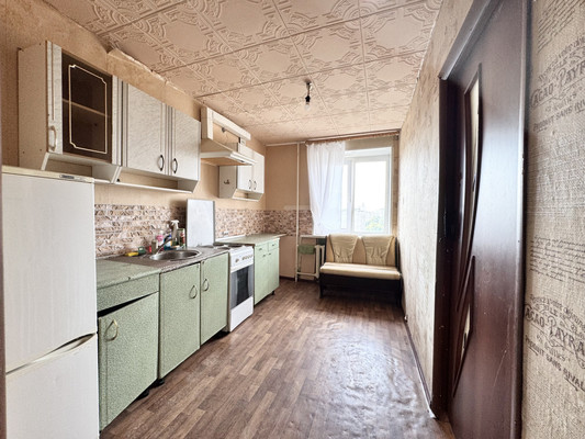 Продам трехкомнатную (3-комн.) квартиру, Урицкого ул, 76, Брянск г