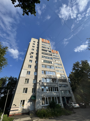 Продам трехкомнатную (3-комн.) квартиру, Урицкого ул, 76, Брянск г