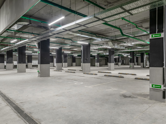 Продам трехкомнатную (3-комн.) квартиру, Луговая ул, 3, Заречье рп