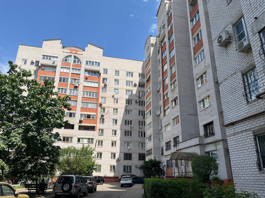 Продам трехкомнатную (3-комн.) квартиру, Старых Большевиков ул, 92А, Воронеж г