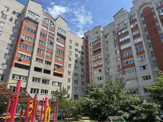 Продам трехкомнатную (3-комн.) квартиру, Старых Большевиков ул, 92А, Воронеж г