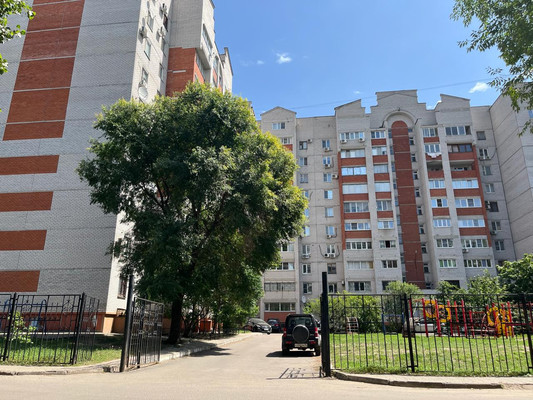 Продам трехкомнатную (3-комн.) квартиру, Старых Большевиков ул, 92А, Воронеж г