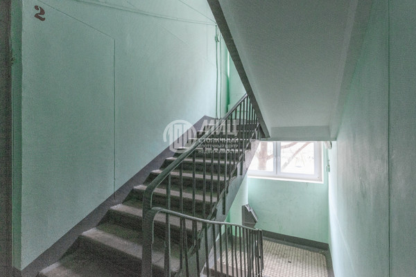 Продам однокомнатную (1-комн.) квартиру, Фабрициуса ул, 24, Москва г
