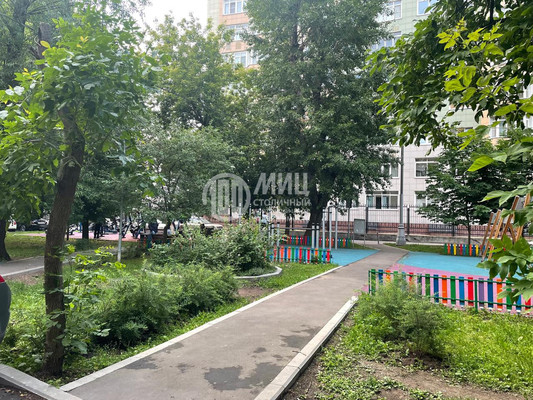 Продам однокомнатную (1-комн.) квартиру, Фабрициуса ул, 24, Москва г