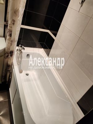Сдам однокомнатную (1-комн.) квартиру, Есенина ул, 1к1, Санкт-Петербург г