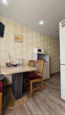 Продам двухкомнатную (2-комн.) квартиру, Чапаева ул, 30, Октябрьский г