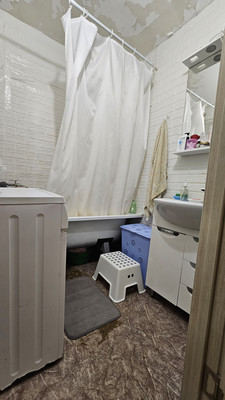 Продам двухкомнатную (2-комн.) квартиру, Чапаева ул, 30, Октябрьский г