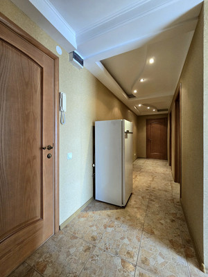 Продам трехкомнатную (3-комн.) квартиру, Ленинградская ул, 13, Всеволожск г