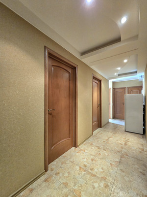 Продам трехкомнатную (3-комн.) квартиру, Ленинградская ул, 13, Всеволожск г