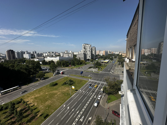 Продам трехкомнатную (3-комн.) квартиру, Нахимовский пр-кт, 22, Москва г