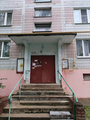 Продам трехкомнатную (3-комн.) квартиру, им А.Маркова мкр, 13, Дмитров г