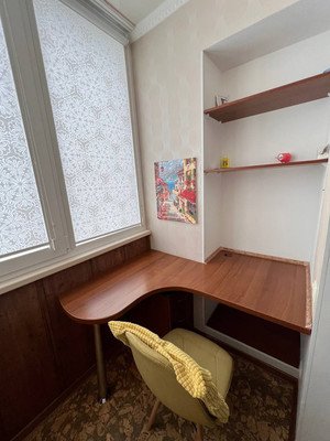 Продам трехкомнатную (3-комн.) квартиру, Победы пр-кт, 214, Симферополь г