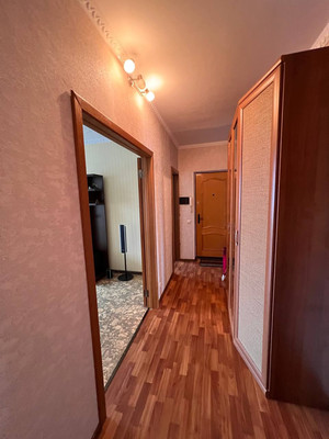 Продам трехкомнатную (3-комн.) квартиру, Победы пр-кт, 214, Симферополь г