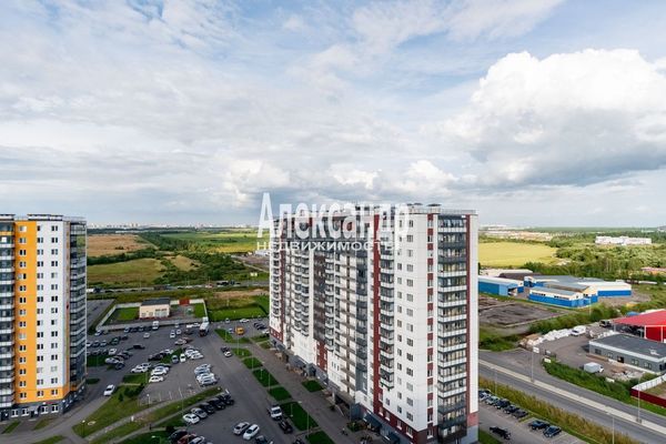 Продам однокомнатную (1-комн.) квартиру, Десантника Вадима Чугунова б-р, 5, Новогорелово п
