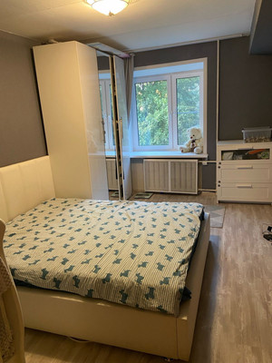 Продам двухкомнатную (2-комн.) квартиру, Верхняя ул, 6, Москва г