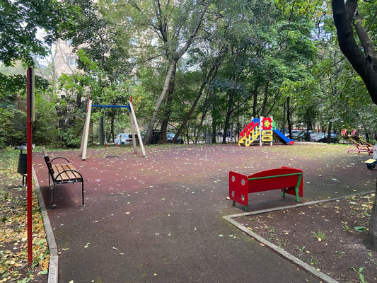 Продам двухкомнатную (2-комн.) квартиру, Верхняя ул, 6, Москва г