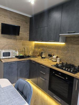Продам трехкомнатную (3-комн.) квартиру, Лесная ул, 3, Глухово д