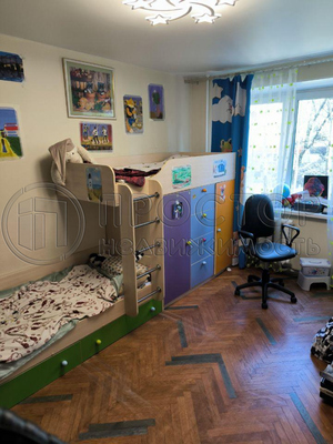 Продам трехкомнатную (3-комн.) квартиру, Лесная ул, 3, Глухово д