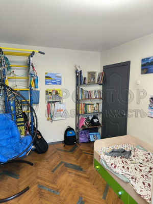 Продам трехкомнатную (3-комн.) квартиру, Лесная ул, 3, Глухово д